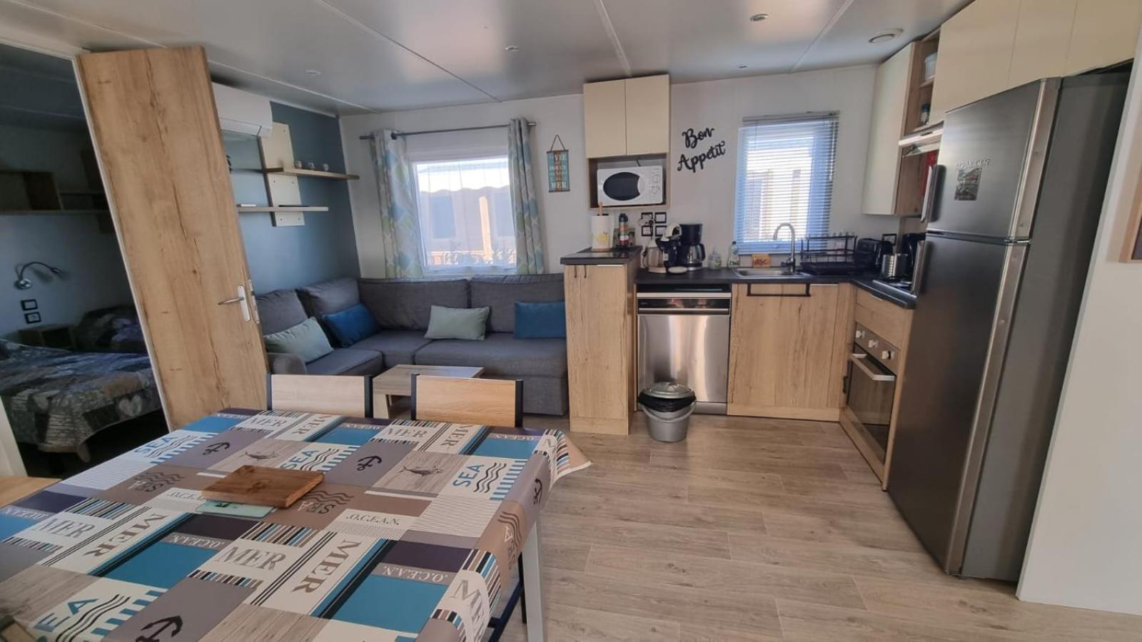 Mobile Home For You Canet-en-Roussillon Bagian luar foto