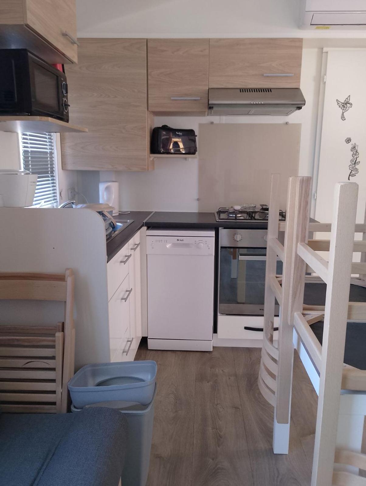 Mobile Home For You Canet-en-Roussillon Bagian luar foto