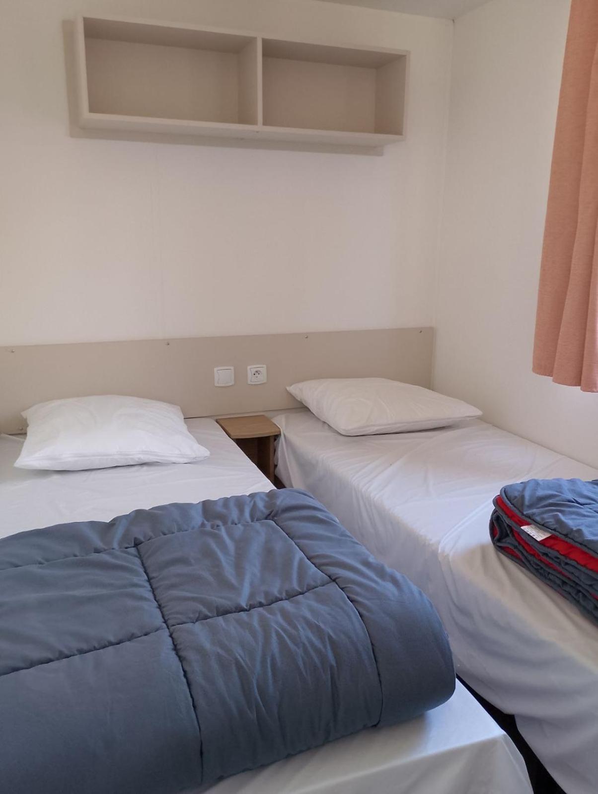 Mobile Home For You Canet-en-Roussillon Bagian luar foto