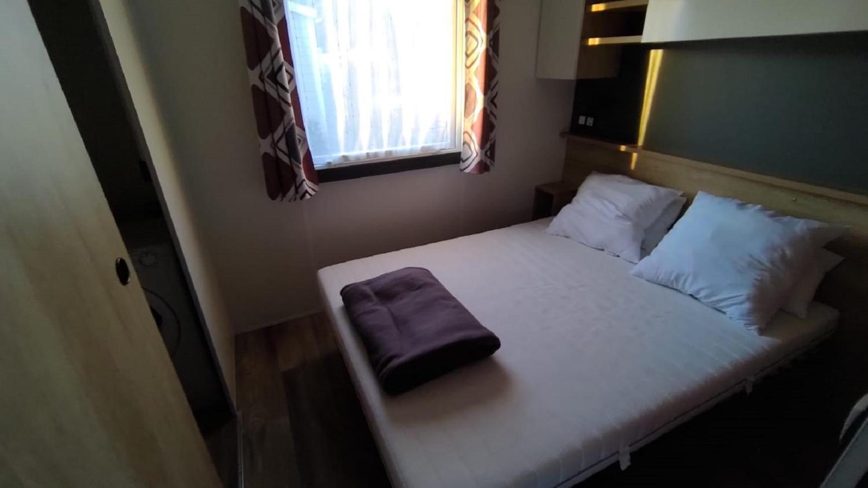 Mobile Home For You Canet-en-Roussillon Bagian luar foto
