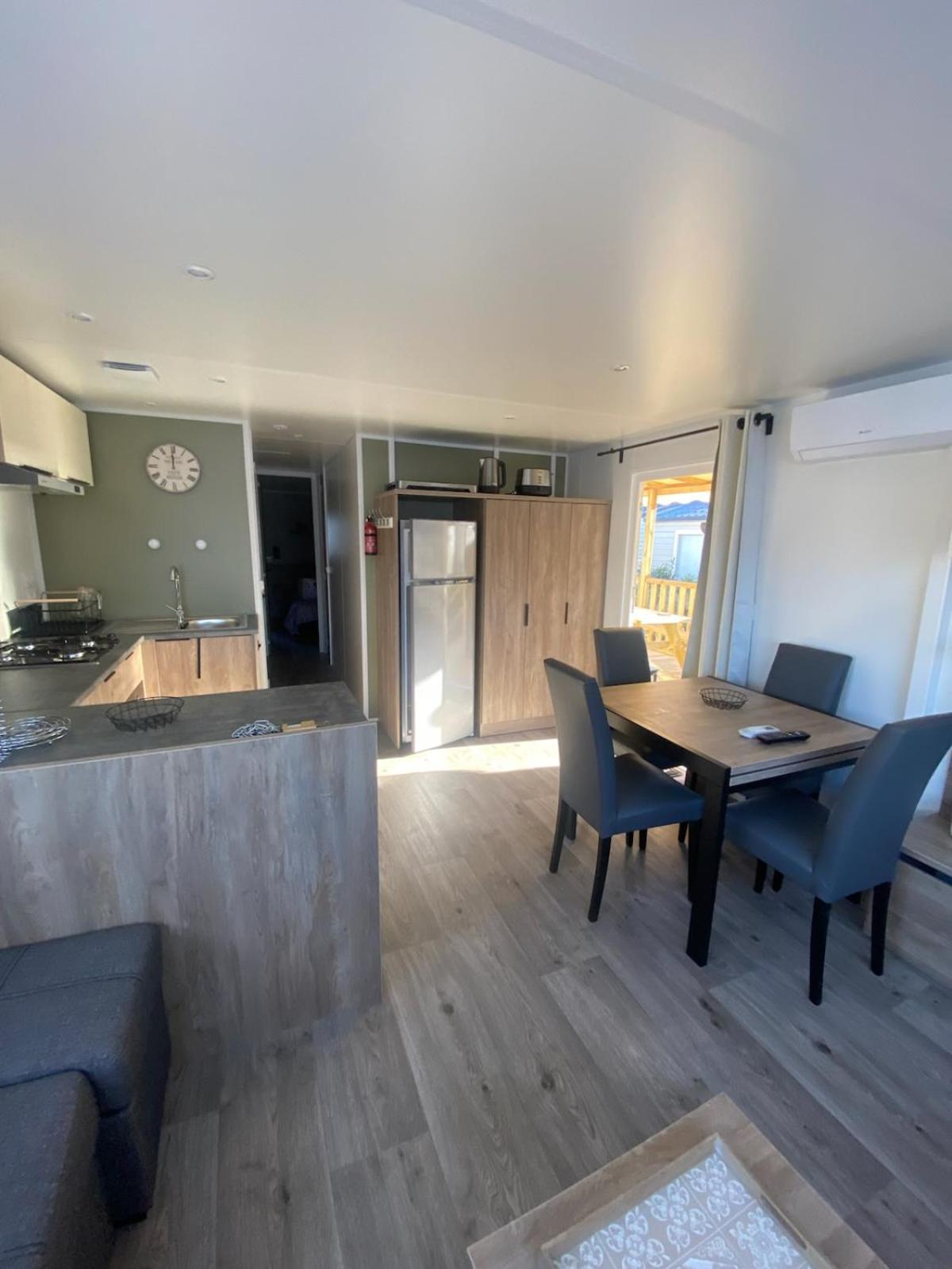 Mobile Home For You Canet-en-Roussillon Bagian luar foto
