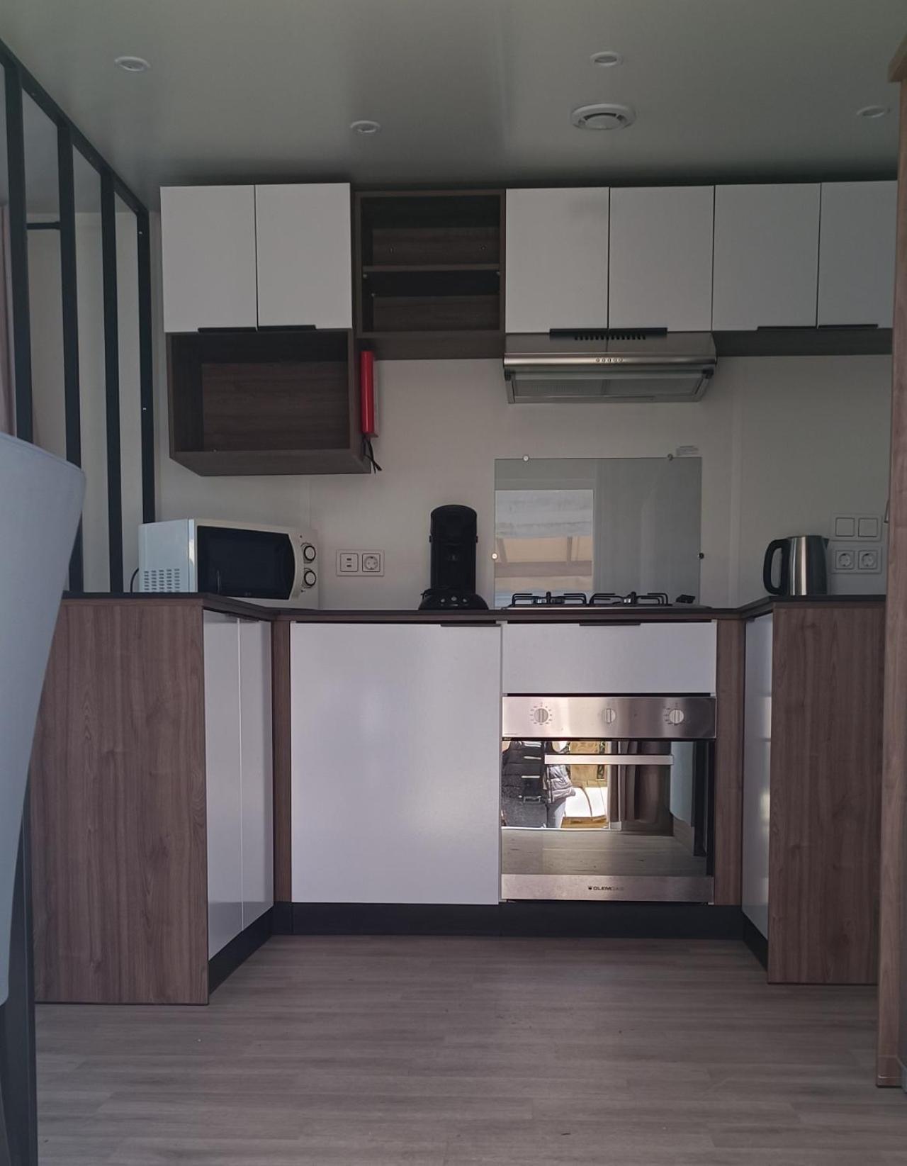 Mobile Home For You Canet-en-Roussillon Bagian luar foto